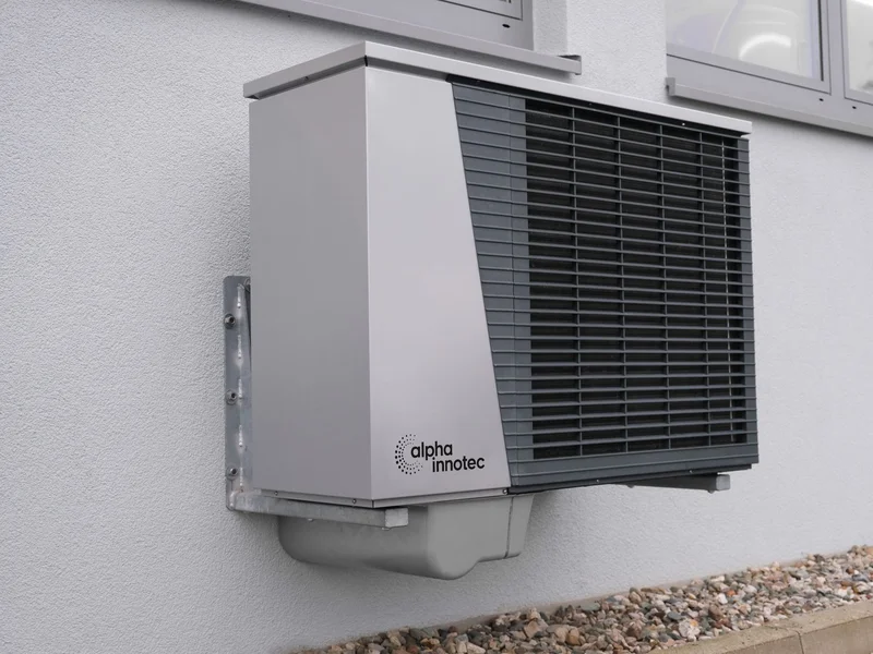 Cold-climate heat pump installation and service in Livonia MI